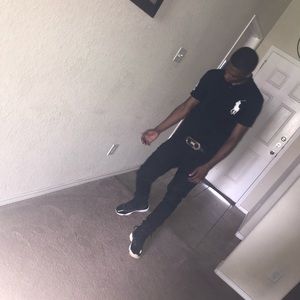 Meet your Posher, Deondra